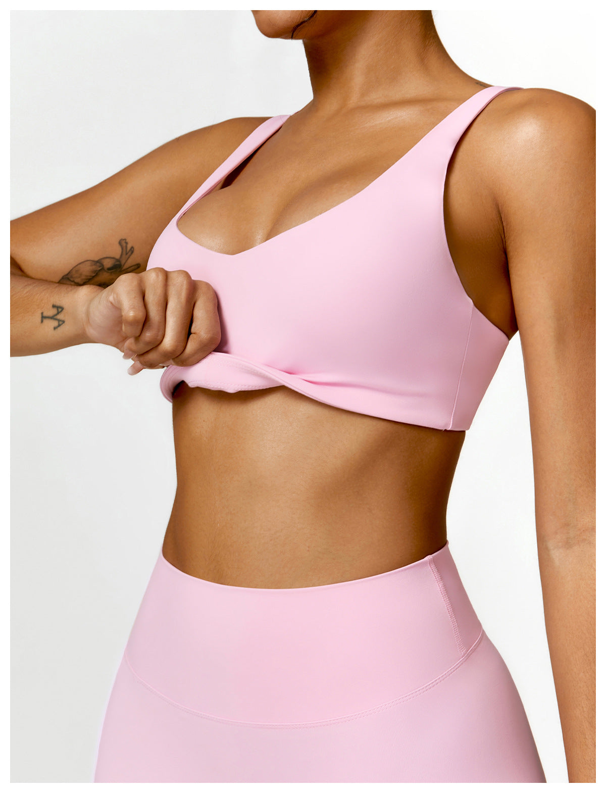 AMEL Women’s Seamless Sculpt Active Set – Pink