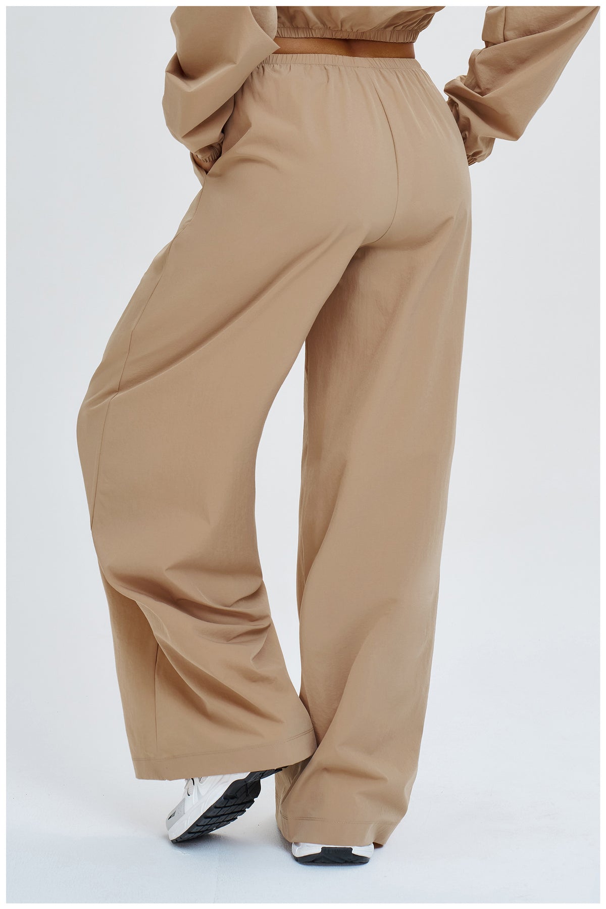 AMEL Women’s Oversized Windbreaker Tracksuit Set – Sand Beige